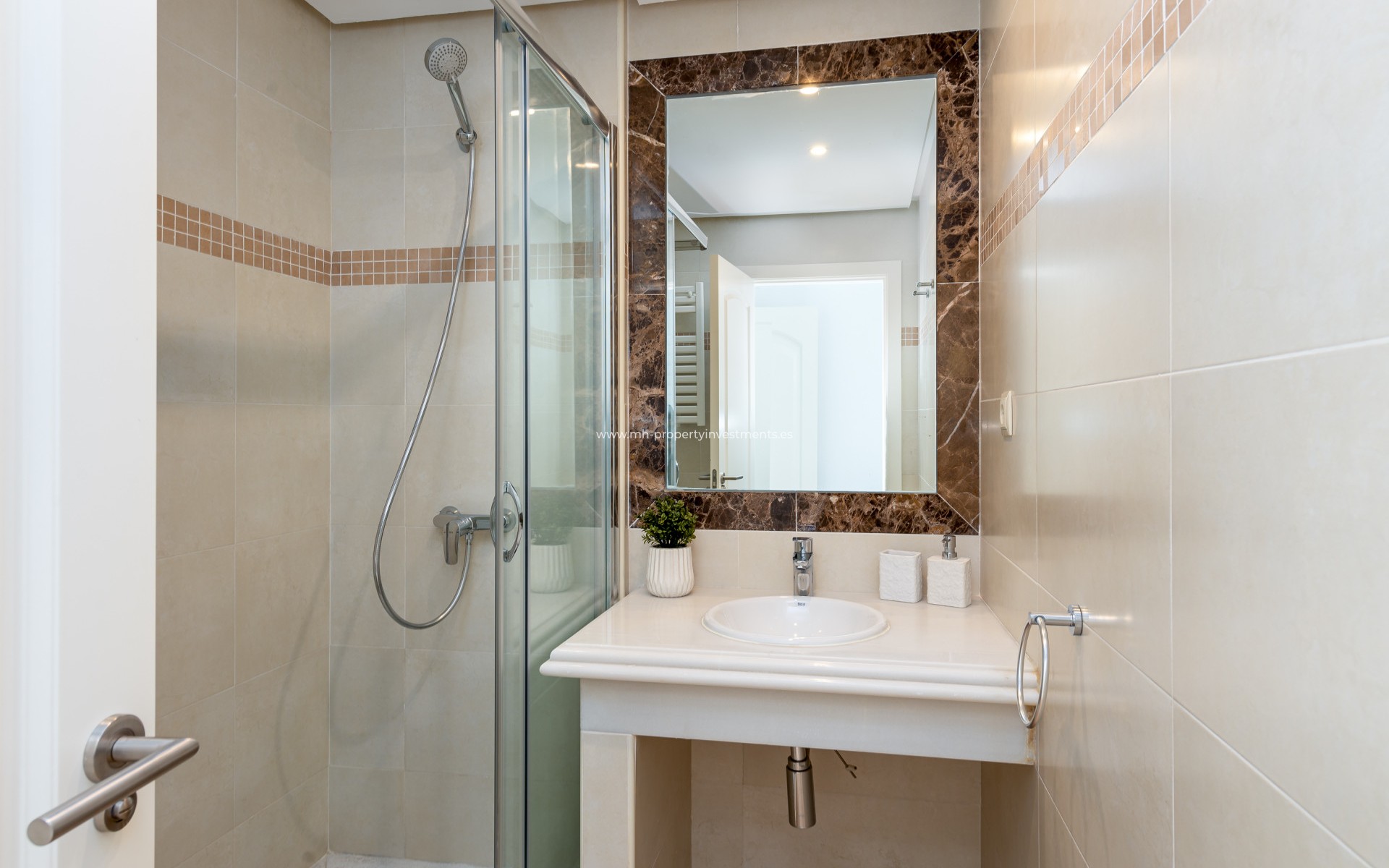 Neubau - detached - Estepona