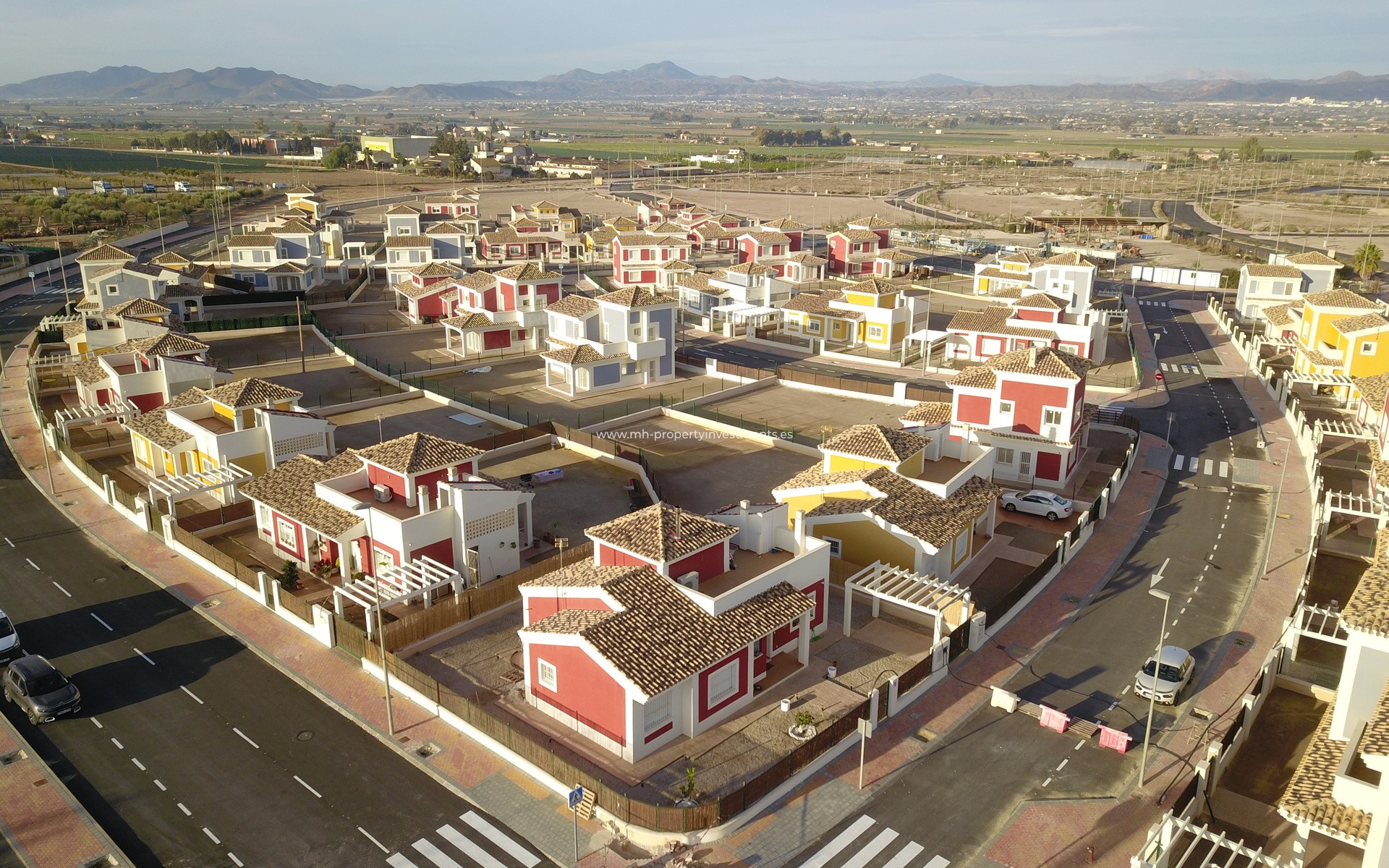 Neubau - detached - Purias