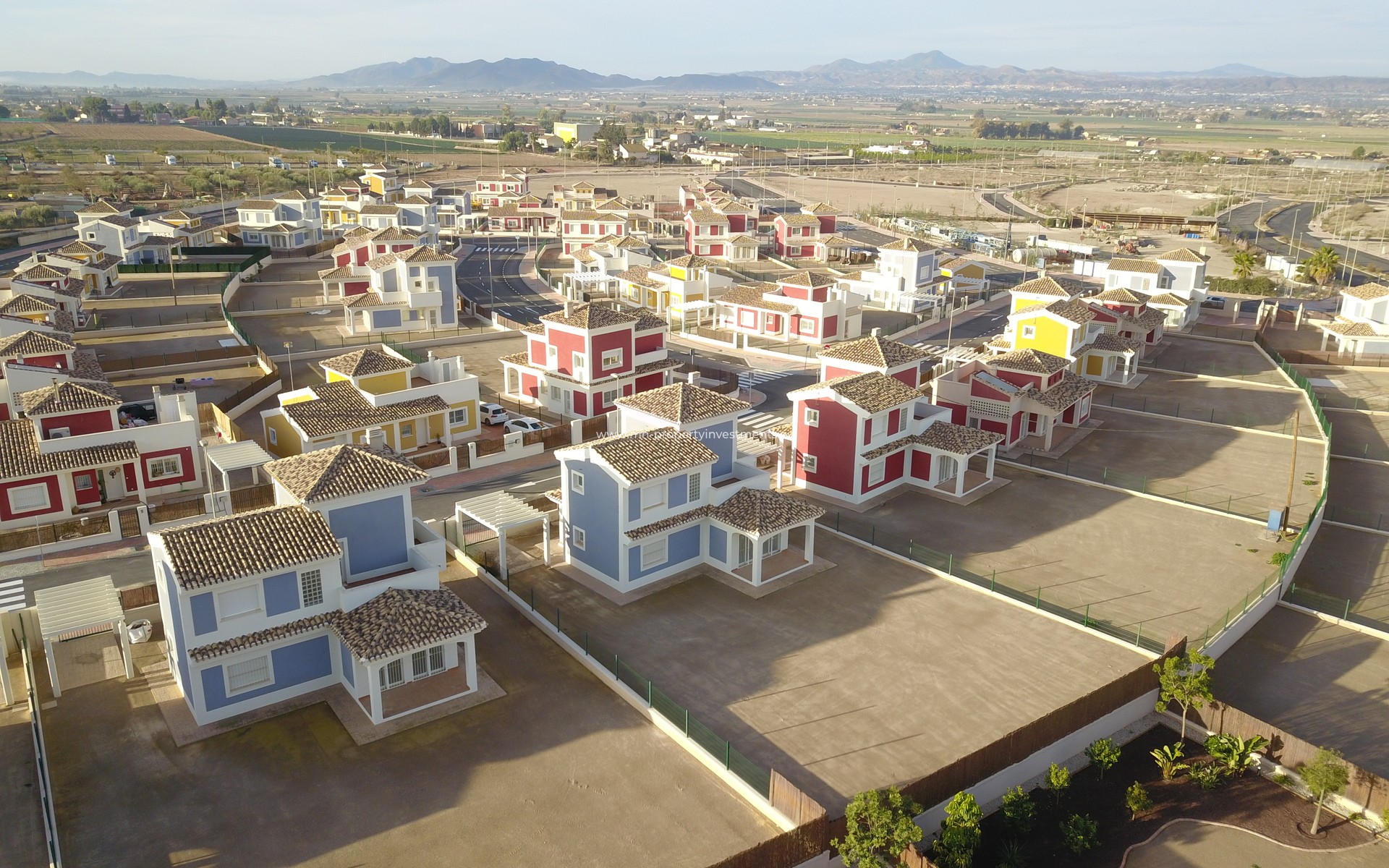 Neubau - detached - Purias