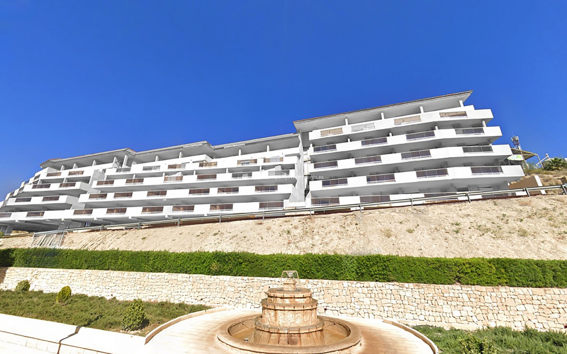 Neubau - Wohnung - Relleu