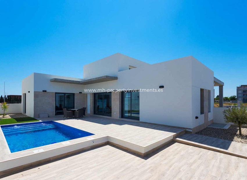 New Build - detached - Daya Nueva