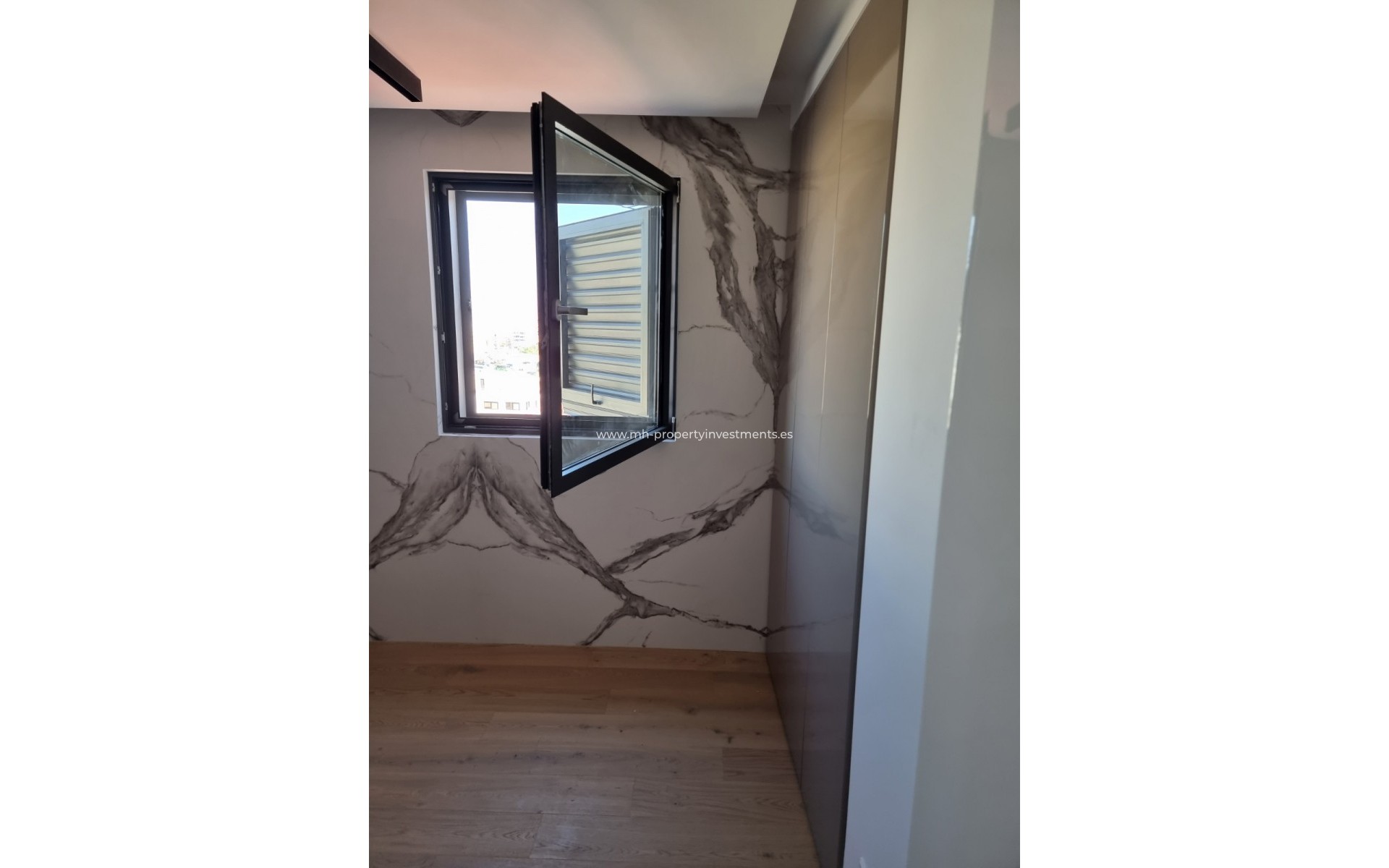 new finished - Apartment - Larnaca - Larnaca (City) - Finikoudes