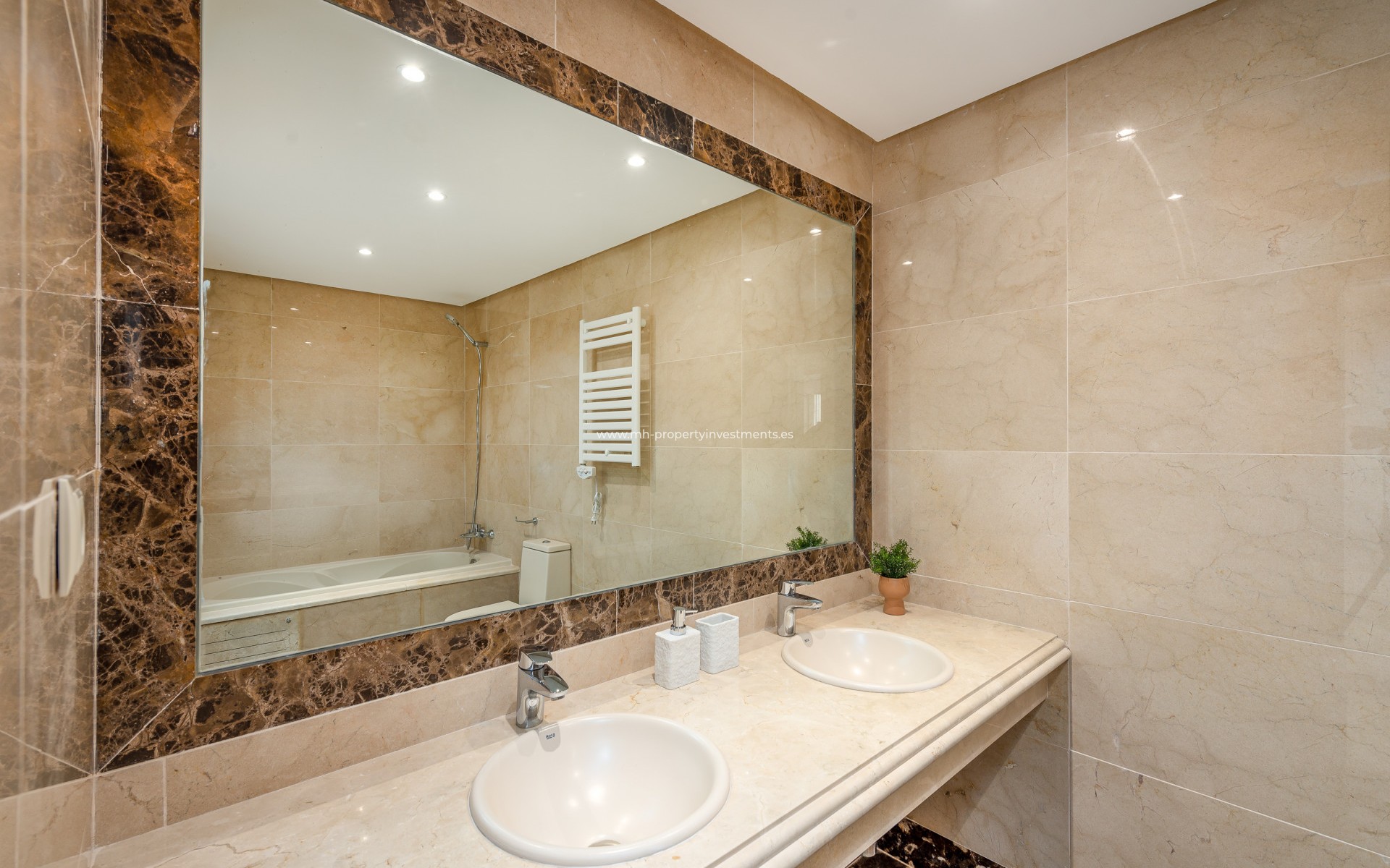 Nouvelle construction - detached - Estepona