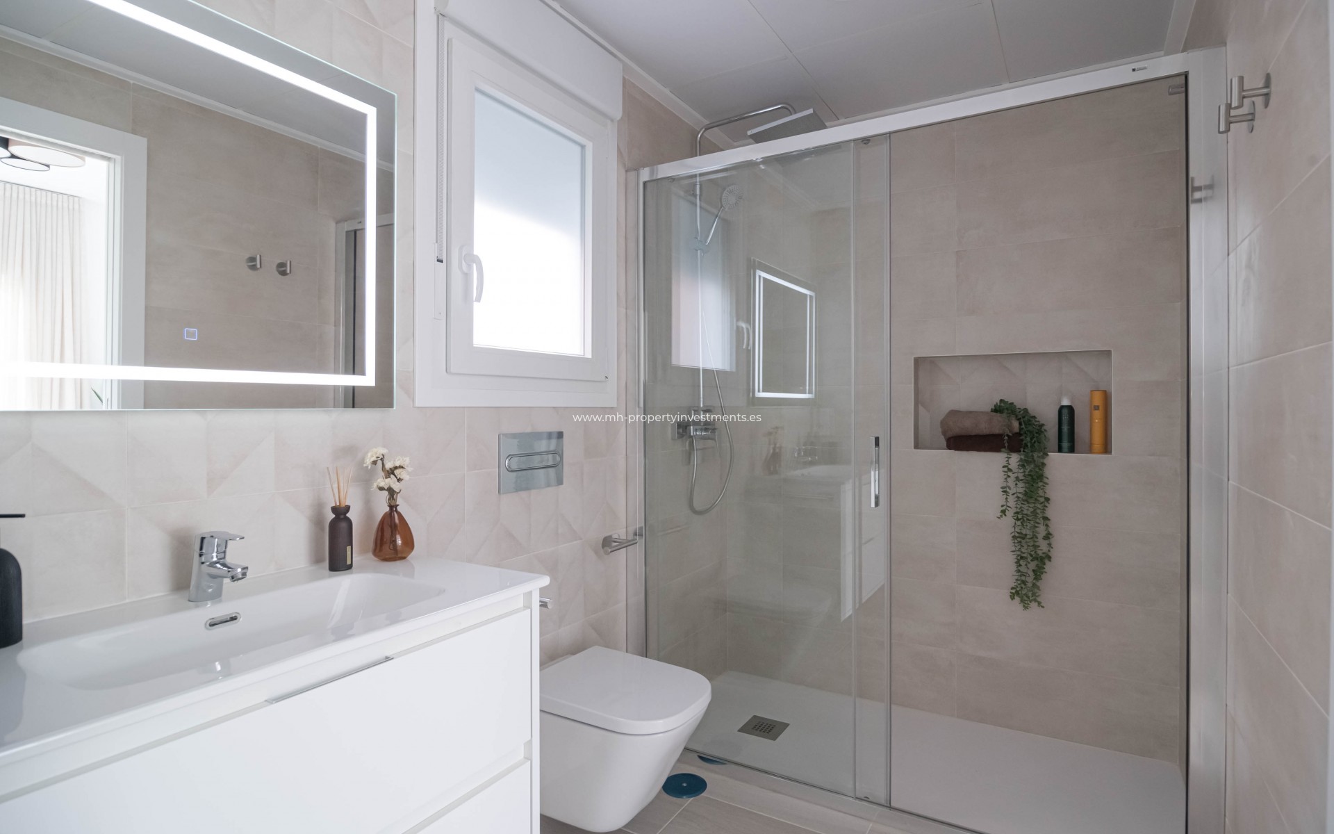 Nouvelle construction - terraced - Jerónimo y Avileses