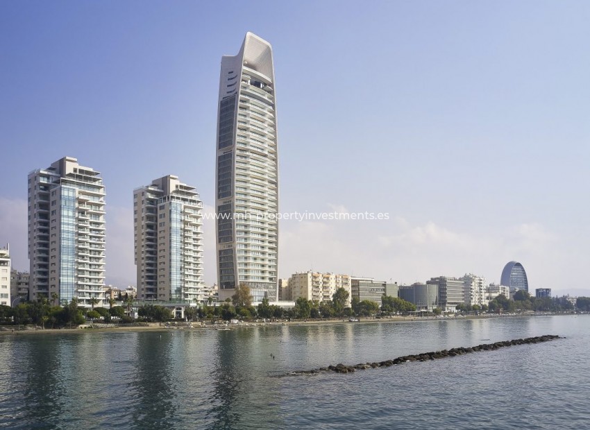 Resale - Apartment - Limassol