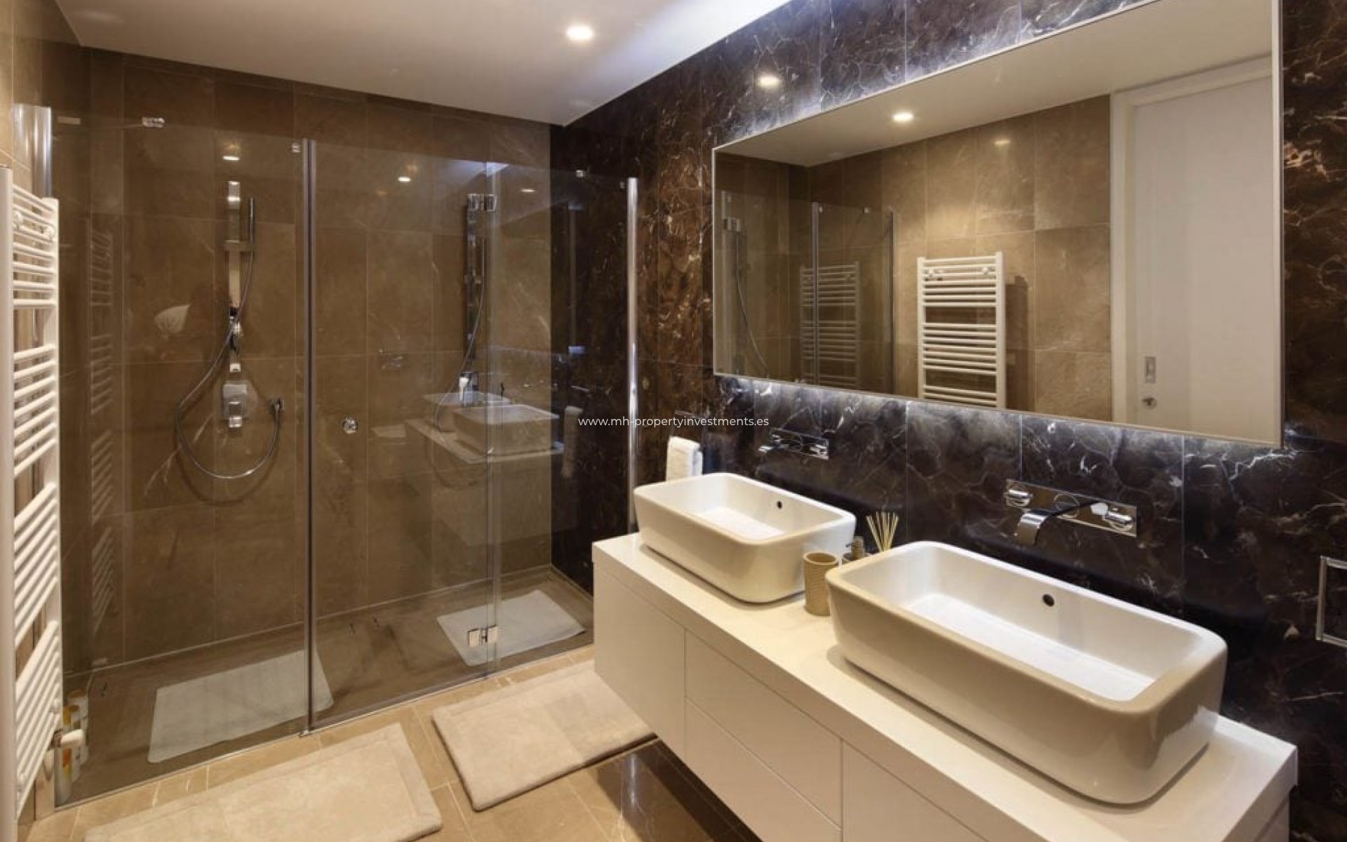 Resale - Villa - Tsada