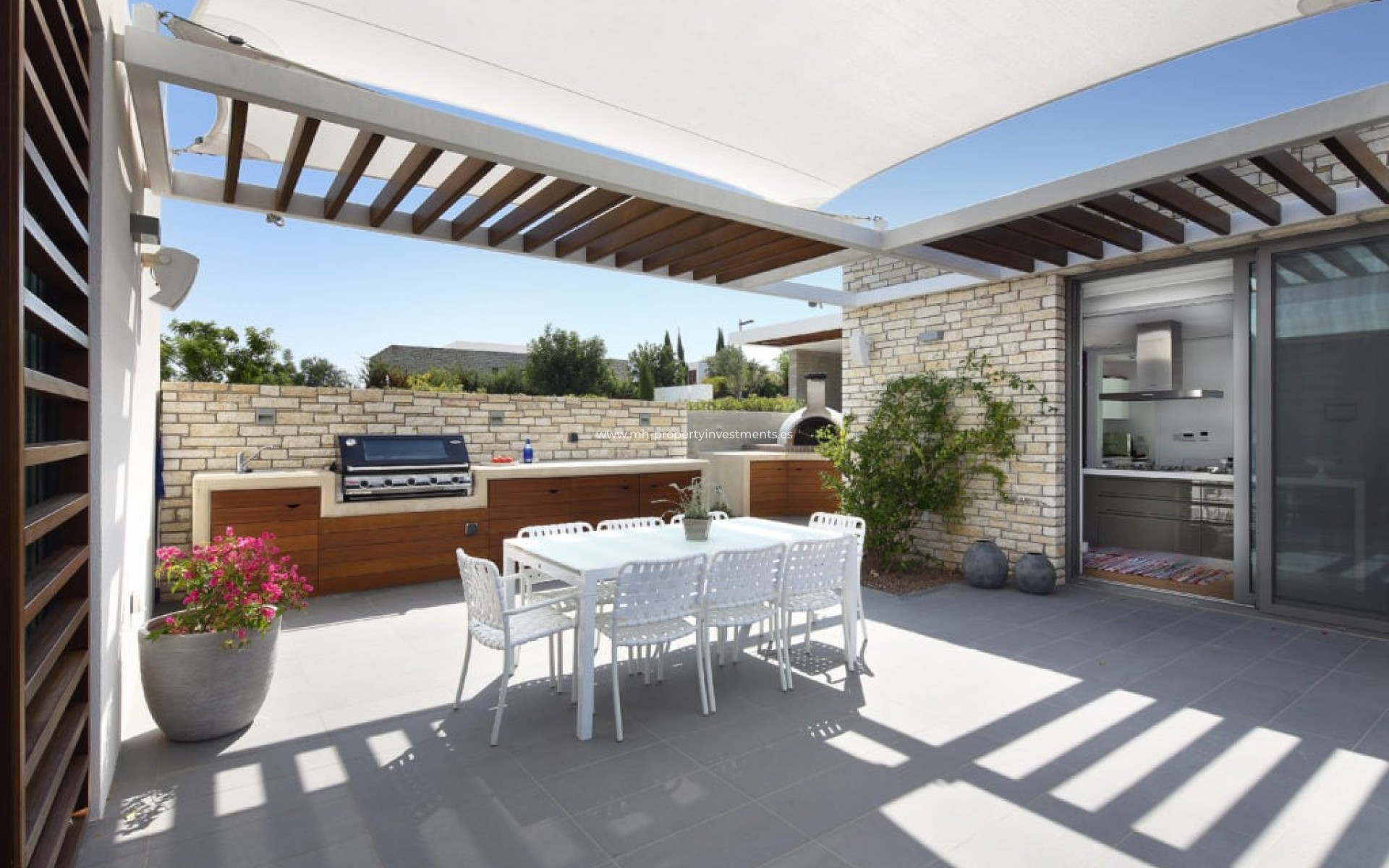 Revente - Villa - Tsada