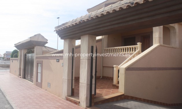 terraced - New Build - Torrevieja - Torrevieja