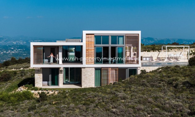 Villa - Wiederverkauf - Tsada - Tsada