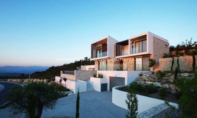 Villa - Wiederverkauf - Tsada - Tsada